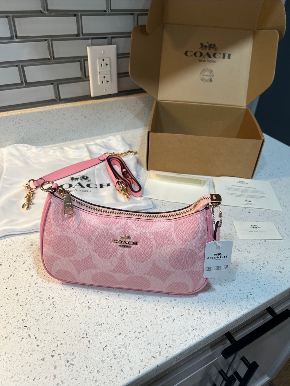 COACH Pink Signature Teri Shoulder bag - Picture 6 of 6